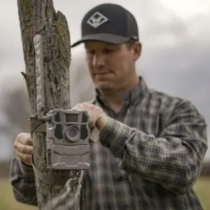 ADJUSTABLE CAMERA STAKE